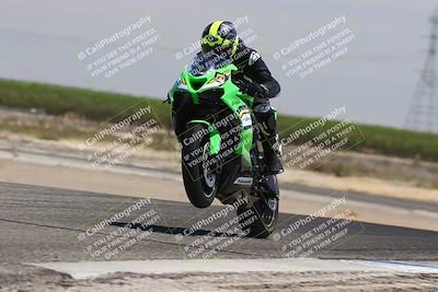 media/Aug-03-2025-TrackDaz (Sun) [[bf4a71acf9]]/B Group/1220pm (Wheelie Bump)/